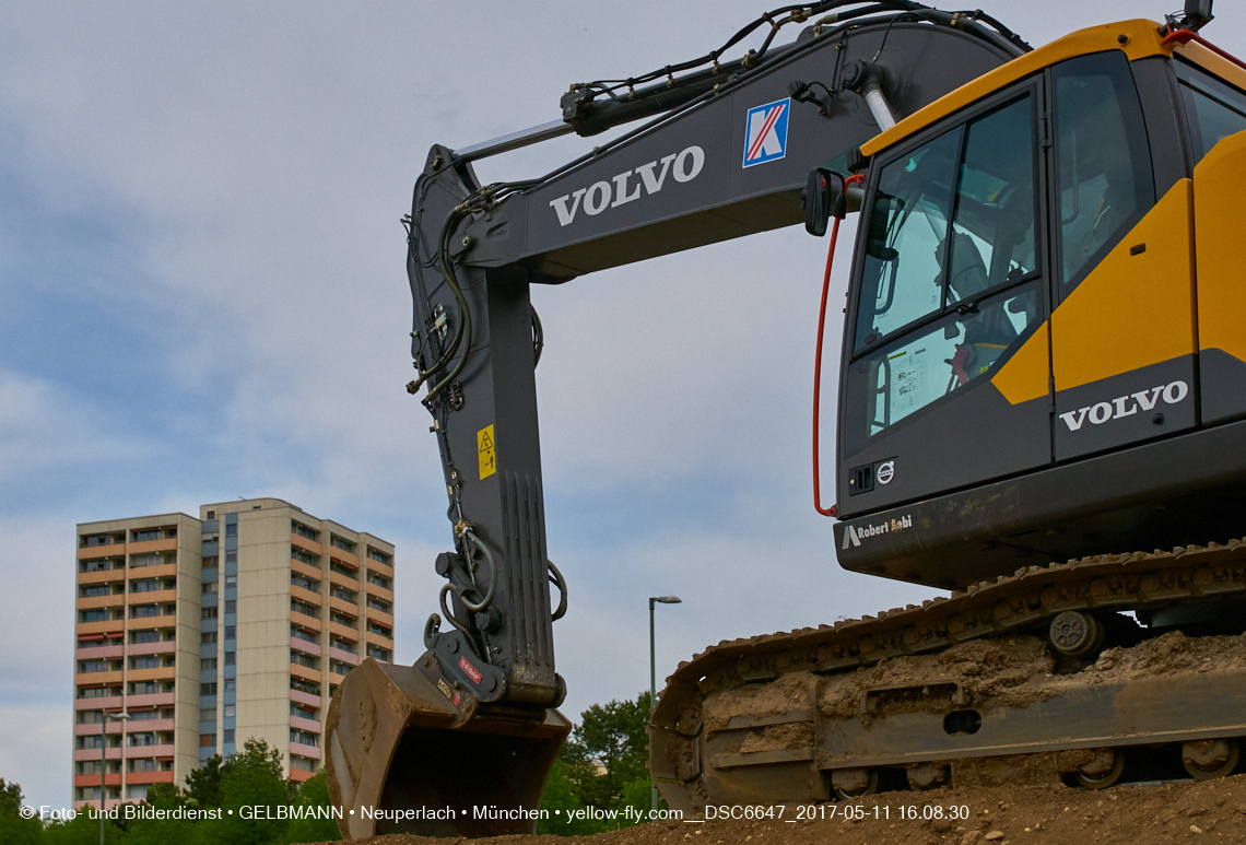 11. Mai 2017 - Grundsteinlegung für die LOGE und dem Kulturquadrat in Neuperlach